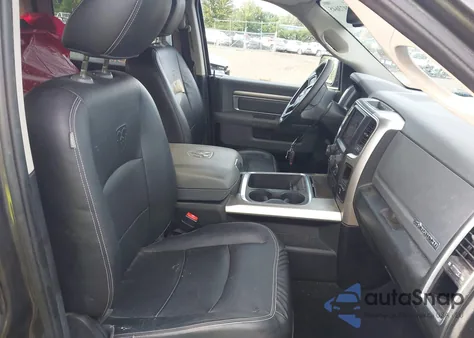 2018 Ram 1500 Big Horn 4X4 5'7 Box z USA, uszkodzony, nr VIN 3C6RR7LG5JG230278